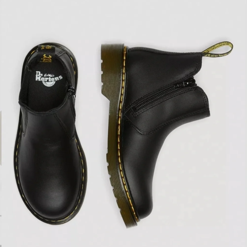 Dr. Martens 2976 SOFTY T LEATHER CHELSEA BOOTS - Picture 8 of 9